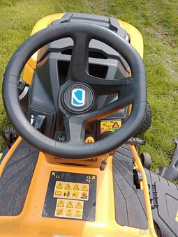 Zahradní traktor Cub Cadet XT2 PS107 - 4