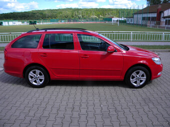 Octavia 2,0 TDI Kombi, Ambition - 2011 - DSG - 4