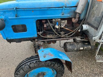 Prodám 4011 včetně spz a stk - 4