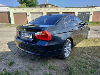 BMW 320i (E90) - 4