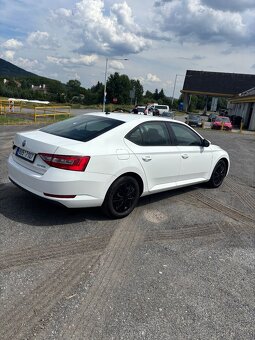 Škoda- Superb 3 -4.12.2015 rok výroby , 1,6 , 88 KW, AUTOMAT - 4