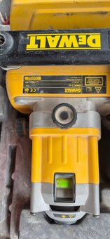 Akumulátorový Dewalt hor.rotační laserový nivel. - 4
