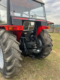 Zetor 7245 s čelním nakladačem s SPZ - 4