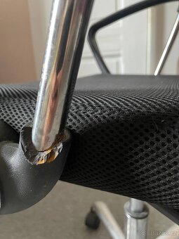 Kancelářská židle – plně funkční, pohodlná, s vysokým opěrad - 4