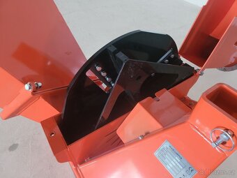 AKCE - Štěpkovač Dabaki BX 42s (vč.DPH) - 4
