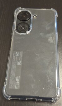 Asus Zenfone 9 - 4