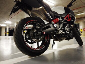 Aprilia Shiver 900 - 4