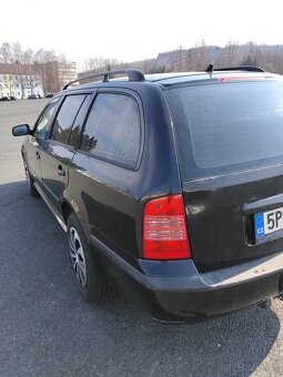 Prodám škoda Octavie combi 2.0 benzín - 4