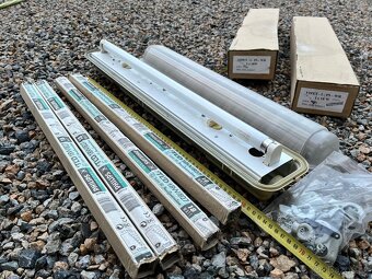 3 x klasická zářivka 60 cm - 4