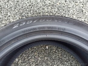1ks Pirelli kusovka 235/50R19 zimní pneu 7mm - 4