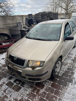 Prodám jednotlivé náhradní díly na Škoda Fabia I - 4