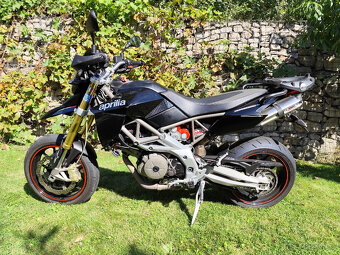 Aprilia Dorsoduro 750 - 4