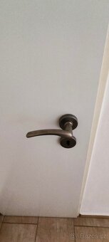 Dveře vstupní 60cm levé, prosklené 70 cm pravé - 4