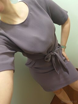 Fialové elegantní šaty - 4