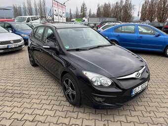Hyundai i30 1,6 66 KW CRDI 16V - 4