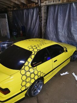 Bmw E36 330i coupe - 4