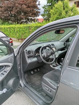 Prodam Toyota rav4 - 4