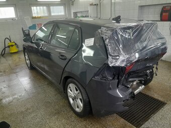 Volkswagen Golf VIII 2,0 TDi - 4