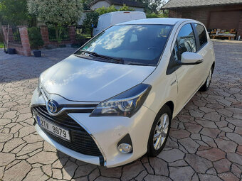 Toyota yaris 1,5 hybrid 9/2014 lift naj 127 tis km - 4