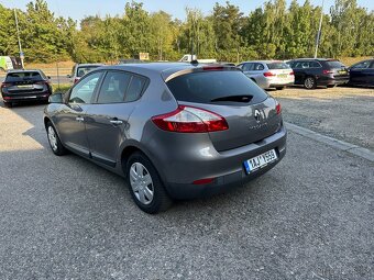Renault Megane 2010 - 4