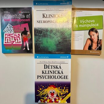 Prodám učebnice a skripta II - 4