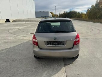 Škoda fabia 1.2 12v - 4