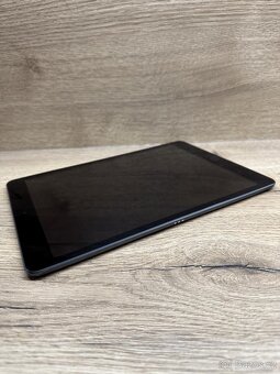 iPad 8 32 gb Zanovni stav - 4