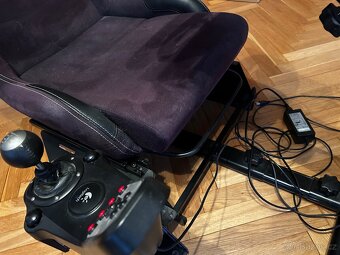 Playseat Evolution - 4