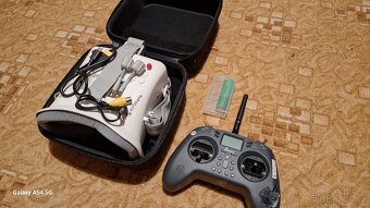 Fpv brýle a ovladač - 4