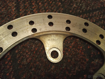 Suzuki GSX-R GSF RF SV - brzdový kotouč zadní - 4