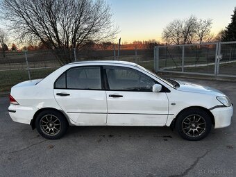 Mitsubishi Lancer - 4