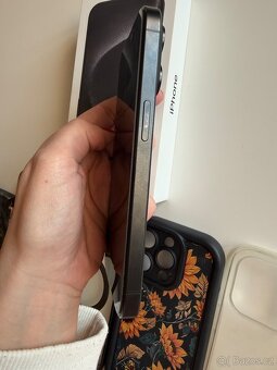 iPhone 15 pro 256GB - 4