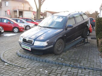 Octavia combi 1,9 TDi-81 kW, 60.000,-Kč - 4
