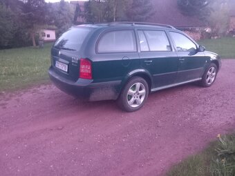Skoda octavia combi - 4