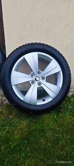 Originál Kola škoda 215/55/r17 - 4