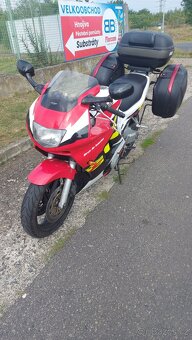 Honda CBR 600 F - 4