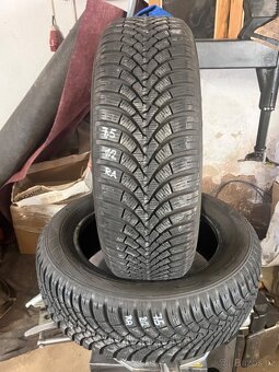 2ks. 215/60 R17 zimní pneu Falken - 4