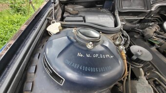BMW e38 - 4