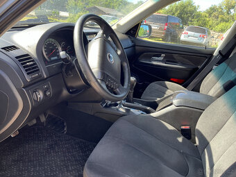 Ssangyong Rexton 2,7 XDI, 4x4, 7 míst, tažné - 4