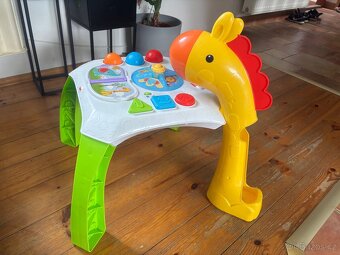 Fisher Price žirafa rostoucí s dítětem - 4