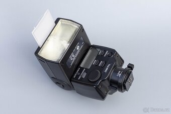 Blesk Olympus FL-36 - automatický TTL pro Micro 4/3 - 4