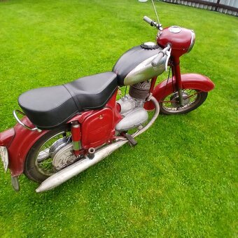 Jawa kyvačka 353 - 4