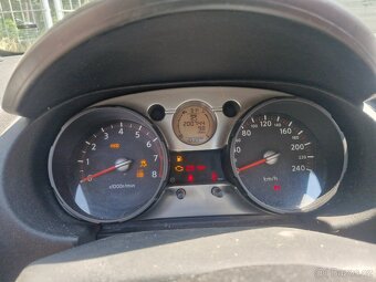 Nissan qashqai 2.0 benzín automat lpg 4x4 - 4