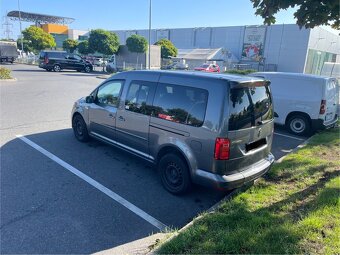 VW CADDY Maxi, 2.0 TDi 110kw,7 míst r.v 2016 plný servis,DSG - 4