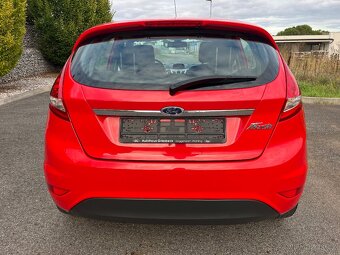 Ford Fiesta 5 dveř 1.25 benzín,2010,Klimatronic, 2 sady kol - 4