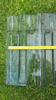 Prosvětlovací skleněné střešní tašky - 4