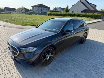 NEW E 220d combi 4-MATIC ,AMG PAKET,2025,20.000km,ZARUKA - 4