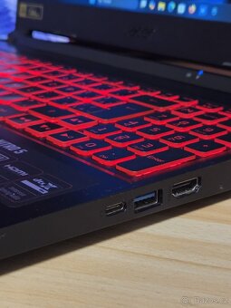 Acer Nitro 5 - 4