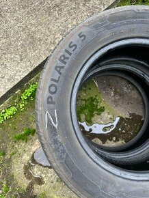 Prodám 2ks zimních pneumatik Barum - 4