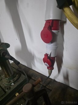 Sloupová stojanová vrtačka - 4